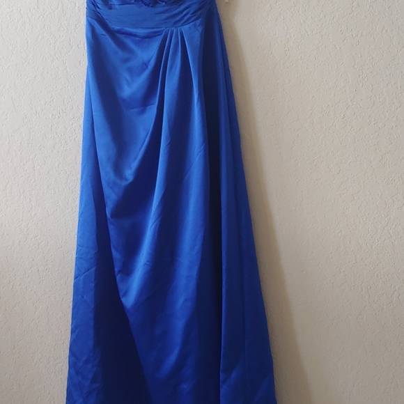 Holiday Special! Bridesmaid long dress from David's Bridal - Picture 4 of 8